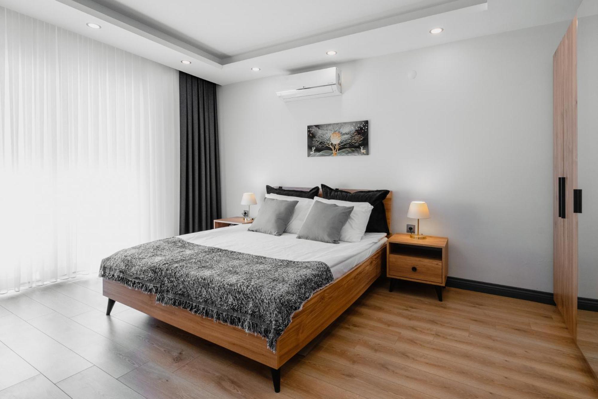 Daire Cozy Flat Close To Lara Beach In *
